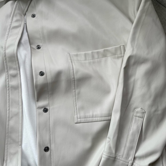 Beige leather jacket - Picture 3 of 4